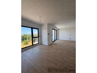 UMAG – Novogradnja! Stan u modernom stambenom kompleksu, 1..