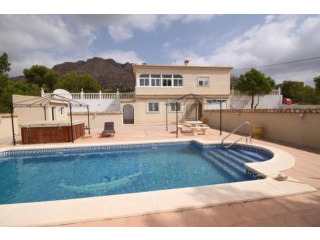 Reduced 10k!! Feb17 - Marvellous in..