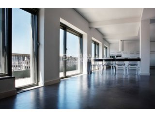 Stunning Minimalistic Penthouse in..