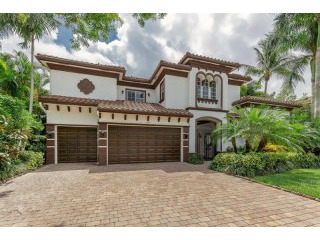 5 bedroom Residence For Sale: Palm..