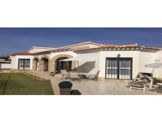 3 Bedrooms - Villa - Alicante - For Sale