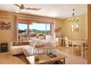 South facing apartment close to the..