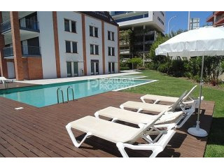Amazing 4Bed Triplex apartment close to..