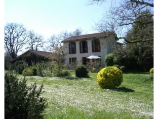 Farmhouse & gite set in 9ha land, near..
