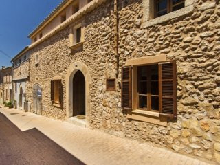 Reformed Town House With Pool In Llubi