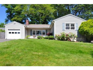 3 bedroom House For Sale: 24 Edgewood..