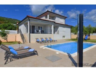 Raša – Vila s privatnim bazenom i vrtom