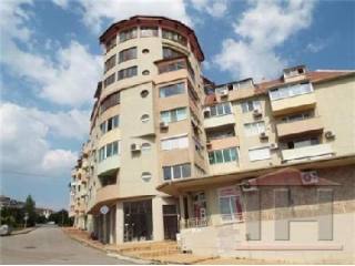 1 Slaapkamer Appartement Te Koop In..