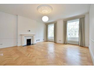 4 Bedrooms - Apartment - London - For..