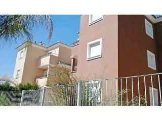A 2 BED APARTMENT WITH GARAGE