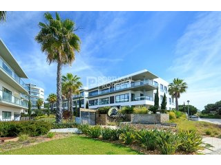 BeachFront Luxury Apartment
