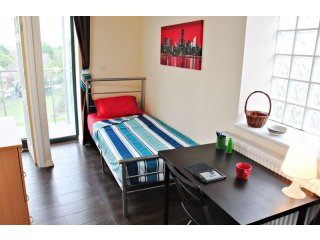Single with single bed near East Acton..