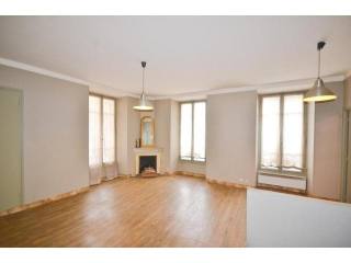 Cute and bright two bedroom apartment..