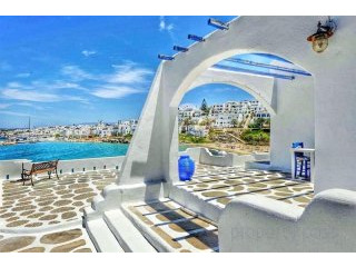 8 bedroom Hotel For Sale: Paros..