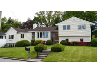 3 bedroom House For Sale: 61 Iselin..