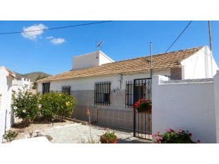 4 Bedrooms - Chalet - Murcia - For Sale