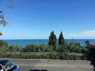 House 100 meters from the sea.