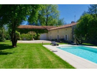 4 Bedroom Stone House For Sale