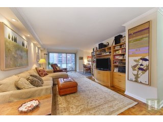 1 bedroom Apartment For Sale: 300 EAST..