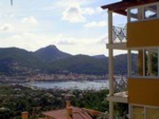 3 Bedrooms - Apartment - For Sale