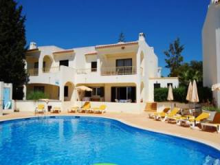 First floor apartment for sale in Monte..