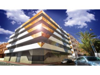 Los apartamentos se ubican en Torrevieja, muy cerca del..