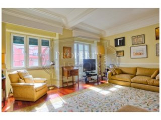Amazing 4+1 high ceiling 250sqm..