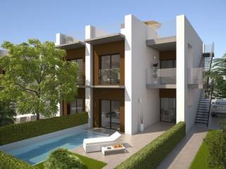 New modern 2 beds, 2 bath top floor..