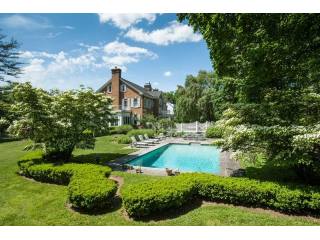 6 bedroom Residence For Sale:..