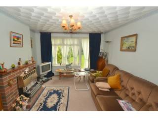 2 bedroom bungalow in Minster On Sea..