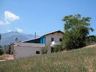 Beautiful detached farmhouse in a..