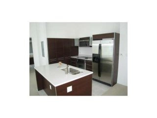 1900 North Bayshore Dr, Unit 909..