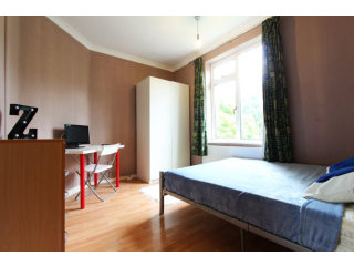 Single with double bed near White City..