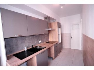 Beautifully Spacious 2-Bedroom..