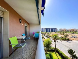 Rocío del Mar, close to all services and shopping centers..