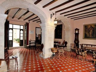 6 Bedrooms - Villa - Alicante - For Sale