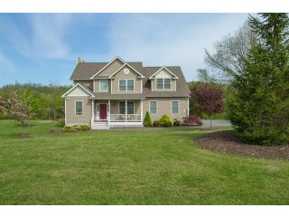 4 bedroom House For Sale: 6 Twin Ponds..