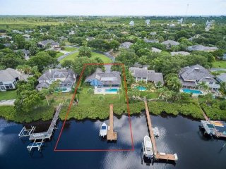 3 bedroom Residence For Sale: Tequesta..