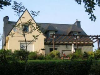 Charming Neo-Breton Detached House