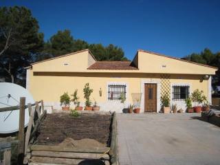 2 bedroom, 1 bathroom Finca / Country..