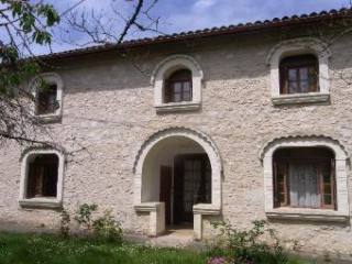 A Large Stone House Comprising 5..