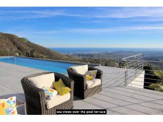 Villa for sale in Valtocado, Malaga..