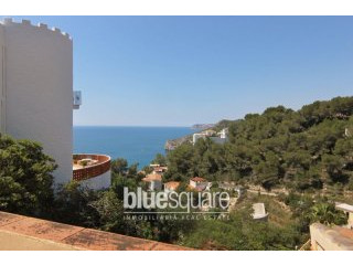 Superb villa with 7 bedrooms by the sea..