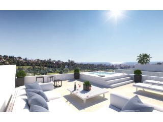 4 bedroom property near New Golden Mile..