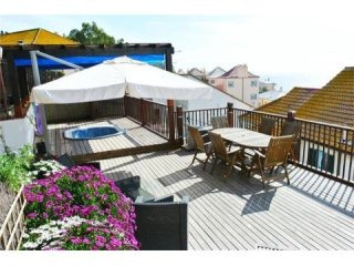 4 bedroom Apartment For Sale: Navel..