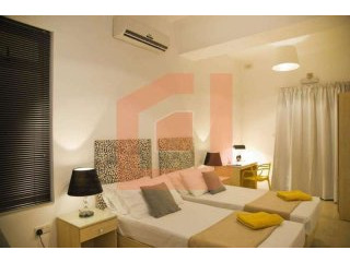 Terraced Penthouse Mosta, Central For..