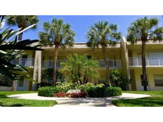 638 Snug Harbor Drive #e13 Boynton..