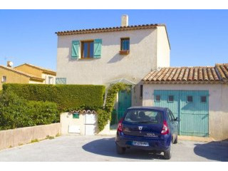 Sale Village house -..