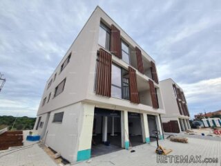 Novi, moderni, stambeni kompleks, Rovinj! Dvoetažni stan s..