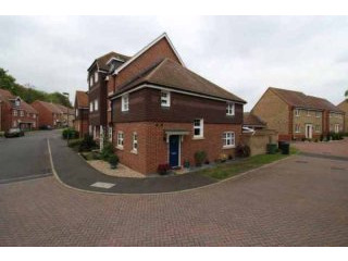 3 bedroom, Semi-detached House house..